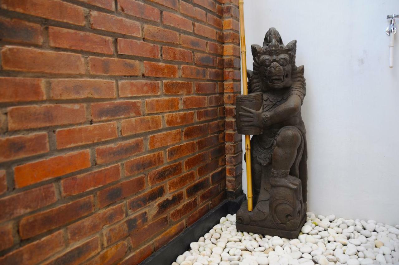 Villa Buddha Malioboro يوغياكارتا المظهر الخارجي الصورة